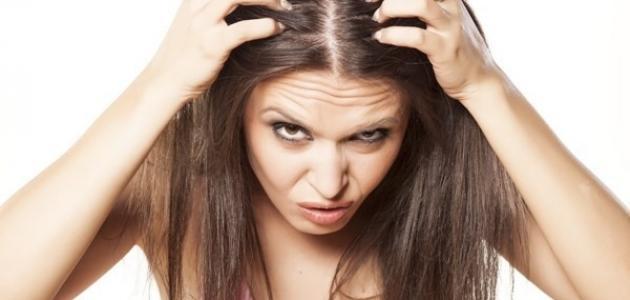 علاج تساقط الشعر عند النساء من الأمام
