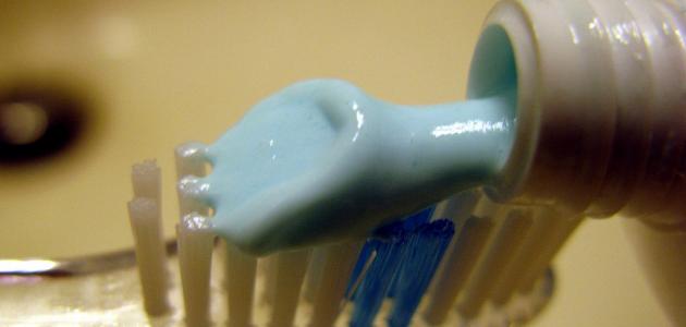 طرق تنظيف الأسنان
