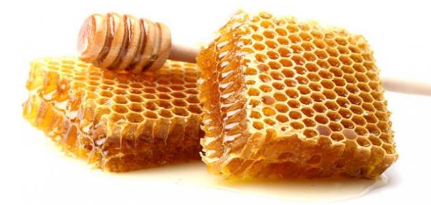 كم مدة وضع العسل على السرة