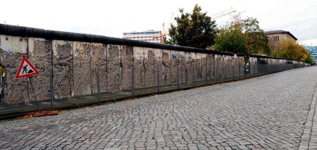 تعريف جدار برلين