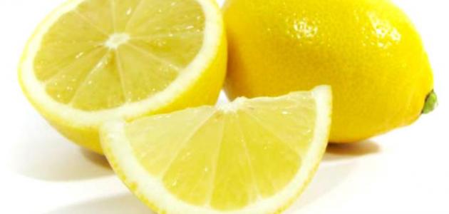 أضرار الليمون على المعدة
