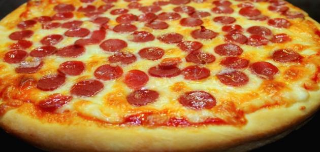 طريقة عمل عجينة بيتزا طرية