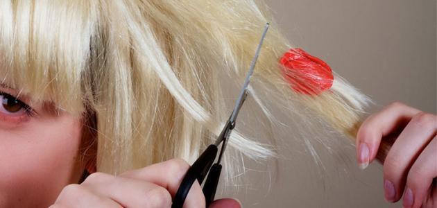 كيفية إزالة اللبان من الشعر
