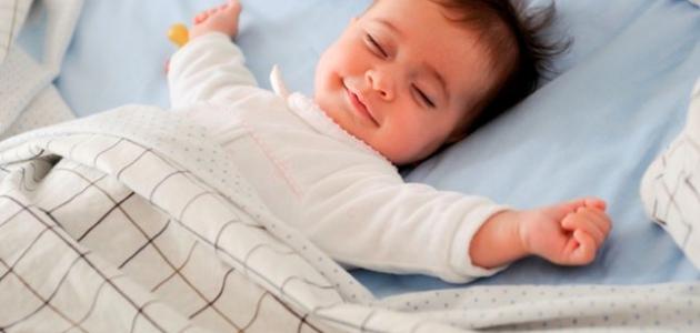 كيف أنظم نوم طفلي الرضيع