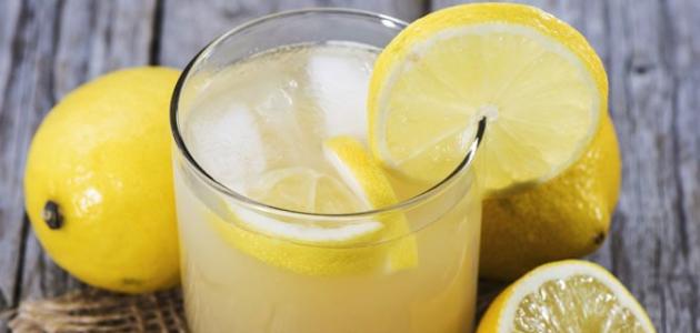 فوائد عصير الليمون الطازج