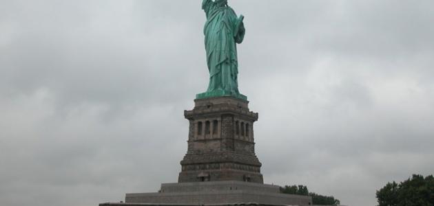 أين يقع تمثال الحرية