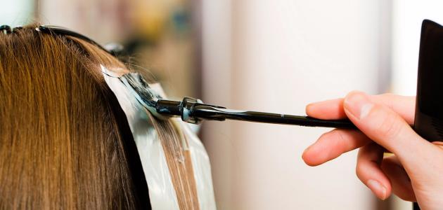 كيف تتم عملية صبغ الشعر