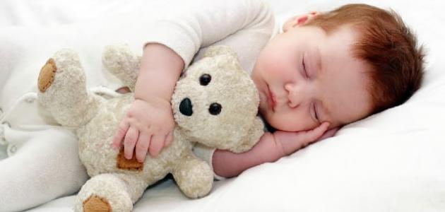 طريقة نوم الطفل الصحيحة