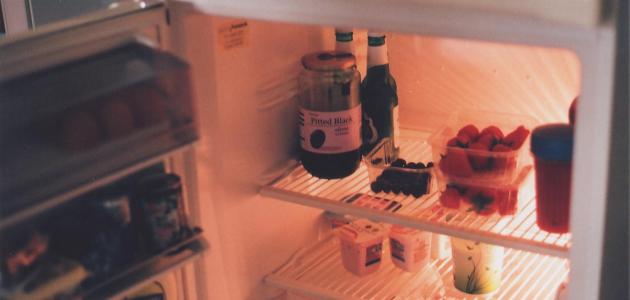 كيفية القضاء على رائحة الثلاجة