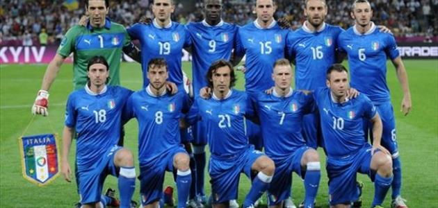 تشكيلة المنتخب الايطالي 2012