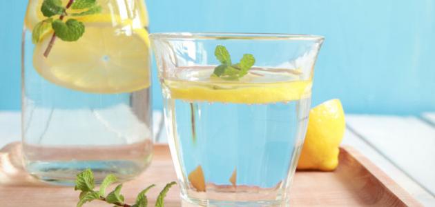 فوائد الماء والليمون للكرش