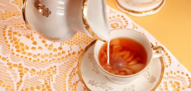 طريقة عمل شاي بالحليب