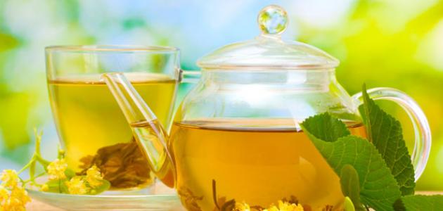 فوائد الشاي الأخضر للبشرة الدهنية