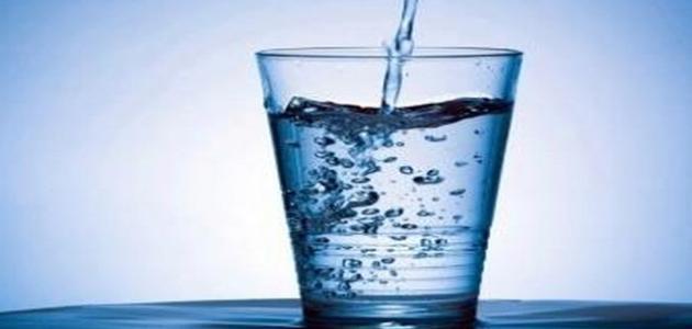 الأضرار الناتجة عن نقص شرب الماء