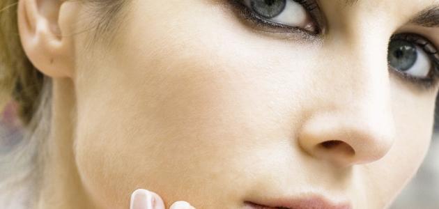 وصفة لإزالة البقع السوداء من الوجه