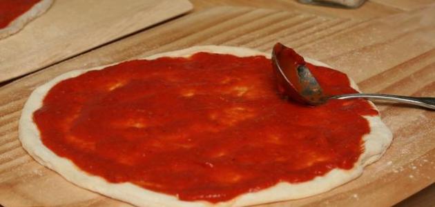 طريقة سهلة لعمل صلصة البيتزا