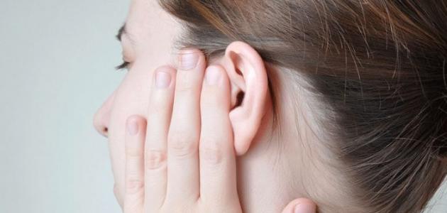 علاج ثقب طبلة الأذن - فيديو