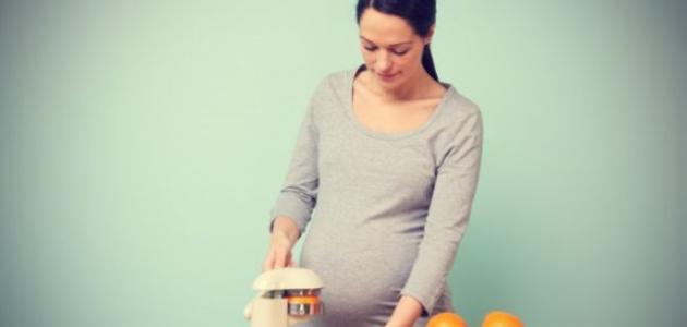 هل فيتامين ج مضر للحامل