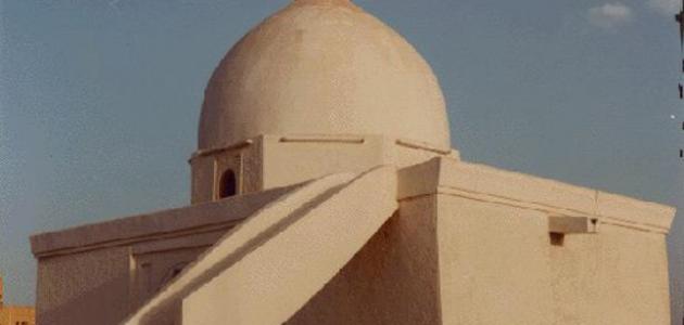 ما اسم أول مسجد شيد فى الإسلام