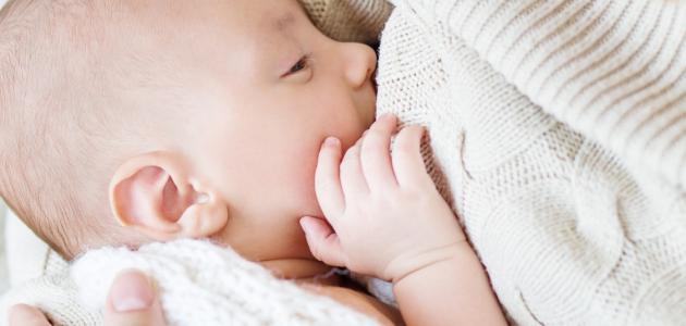 طريقة فطام الطفل عن الرضاعة الطبيعية
