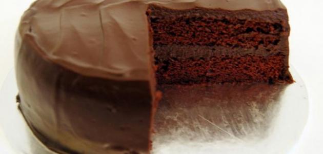 طريقة الكيكة الإسفنجية بالشوكولاتة