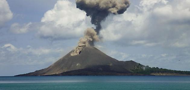 ماذا يحدث عندما يثور البركان