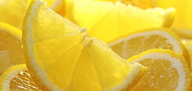 فوائد الليمون للوجه الدهني