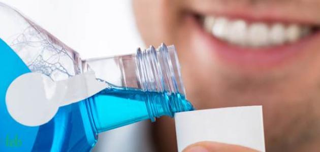 فوائد غسول الفم للأسنان - فيديو