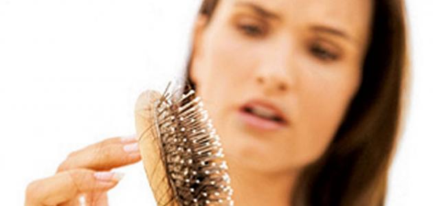 نقص فيتامين د عند النساء وتساقط الشعر