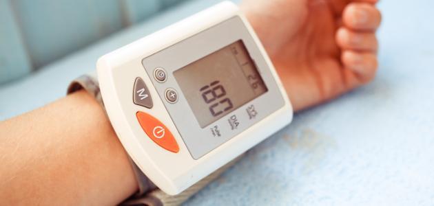 معدل ضغط الدم الطبيعي للإنسان البالغ