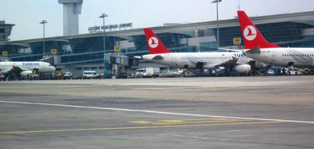 كم مطار دولي في إسطنبول