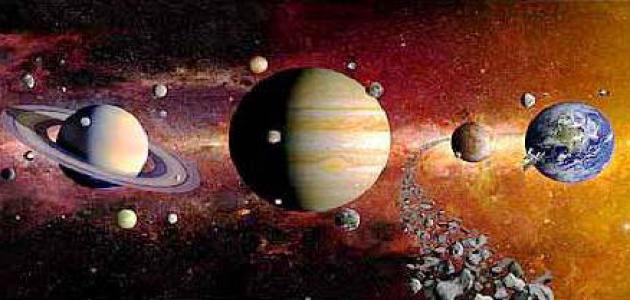 عدد أقمار المجموعة الشمسية