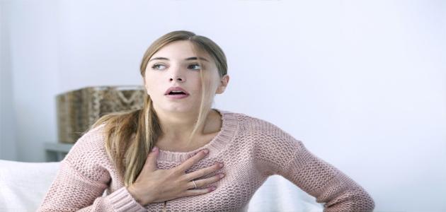 هل القلق يسبب ضيق التنفس