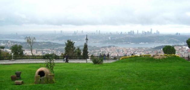 أين يقع تل العرائس في إسطنبول