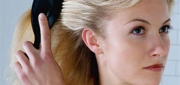 كيف نحمي الشعر من التساقط