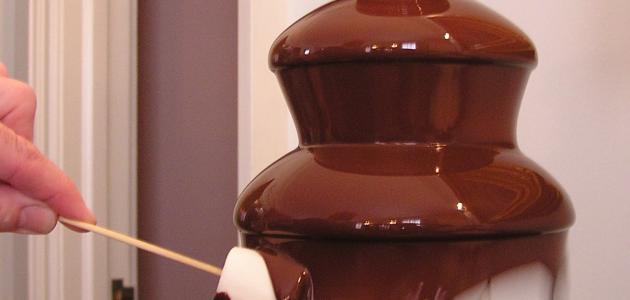 طريقة نافورة الشوكولاتة بالنوتيلا